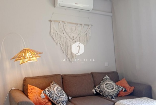 D'occasion - Appartement -
Torrevieja - El molino