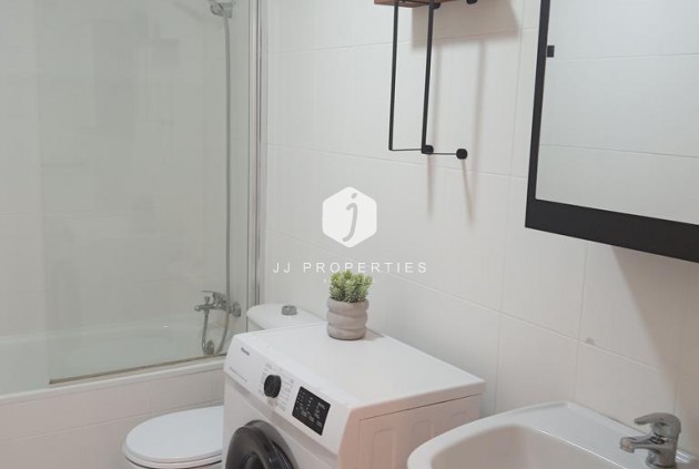 D'occasion - Appartement -
Torrevieja - El molino