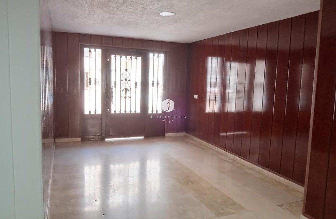 D'occasion - Appartement -
Torrevieja - El molino
