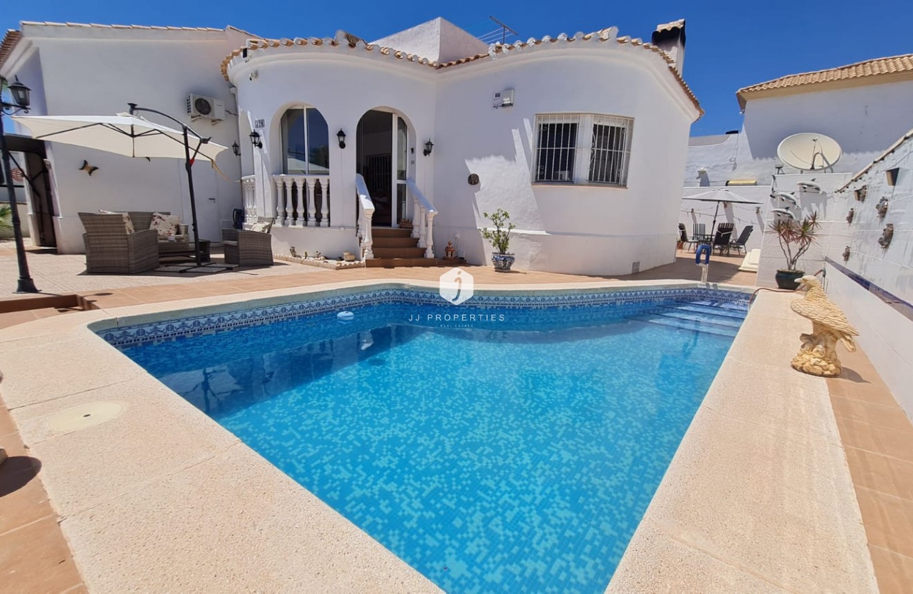 Resale - Villa -
Orihuela Costa - Costa Blanca