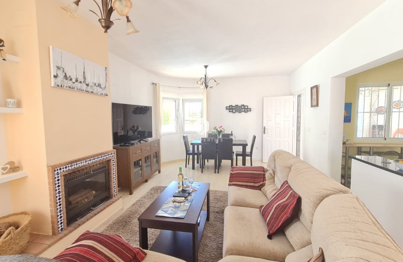 Resale - Villa -
Orihuela Costa - Costa Blanca