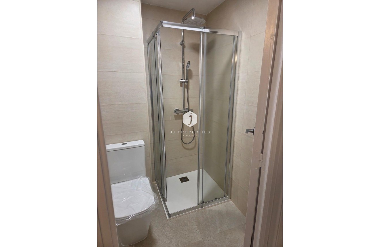 Resale - Apartment / flat -
Torrevieja - Estacion de autobuses