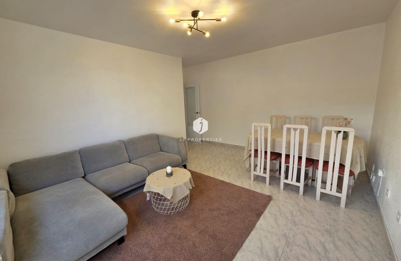 Resale - Apartment / flat -
Torrevieja - Estacion de autobuses