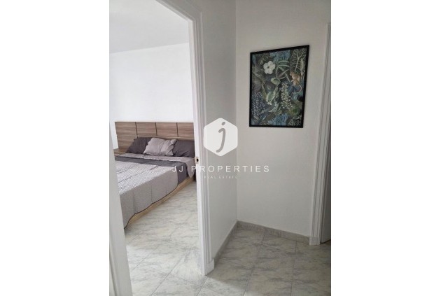 Resale - Apartment / flat -
Torrevieja - Estacion de autobuses