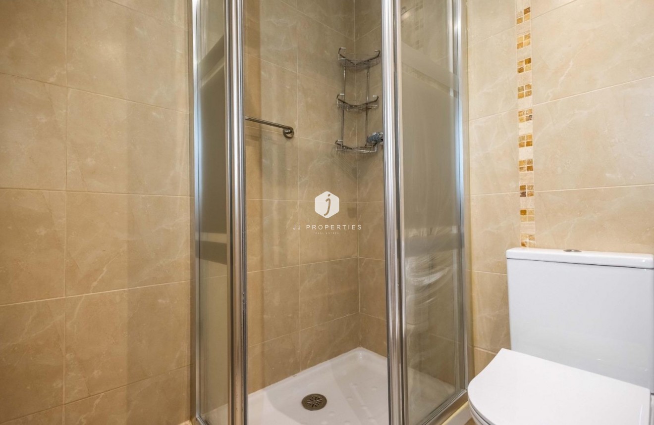 Resale - Apartment / flat -
Torrevieja - Las calas