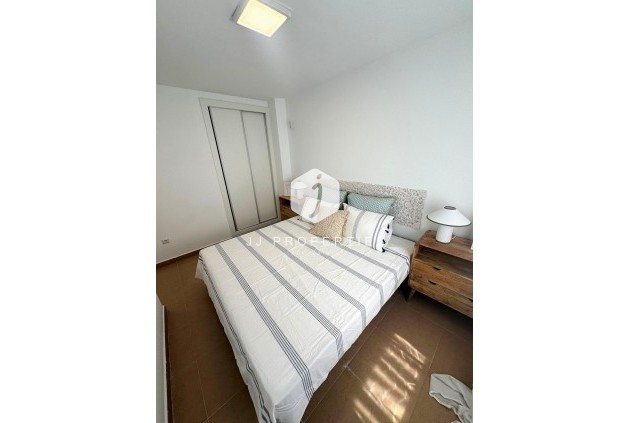 Resale - Apartment / flat -
Torrevieja - Centro - Muelle Pesquero