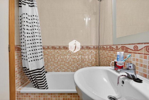 D'occasion - Appartement -
Torrevieja - Costa Blanca