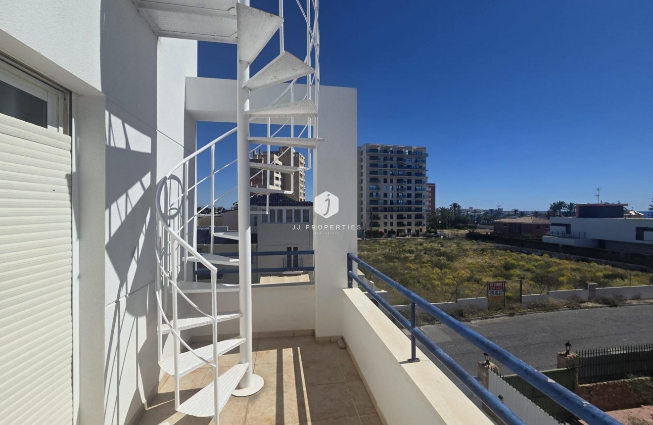 Resale - Penthouse -
Torrevieja - La veleta