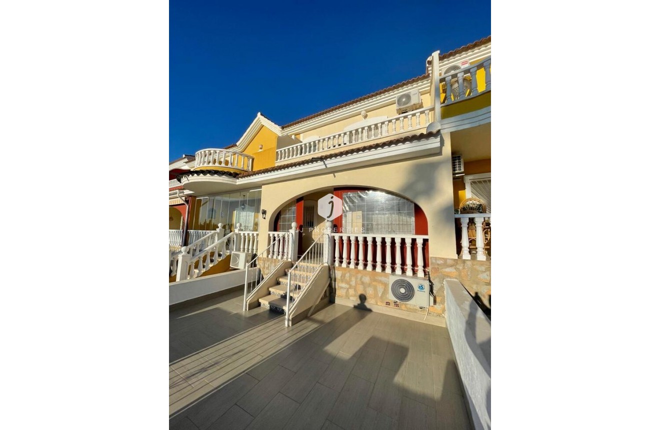 Resale - Chalet -
Ciudad Quesada - Costa Blanca