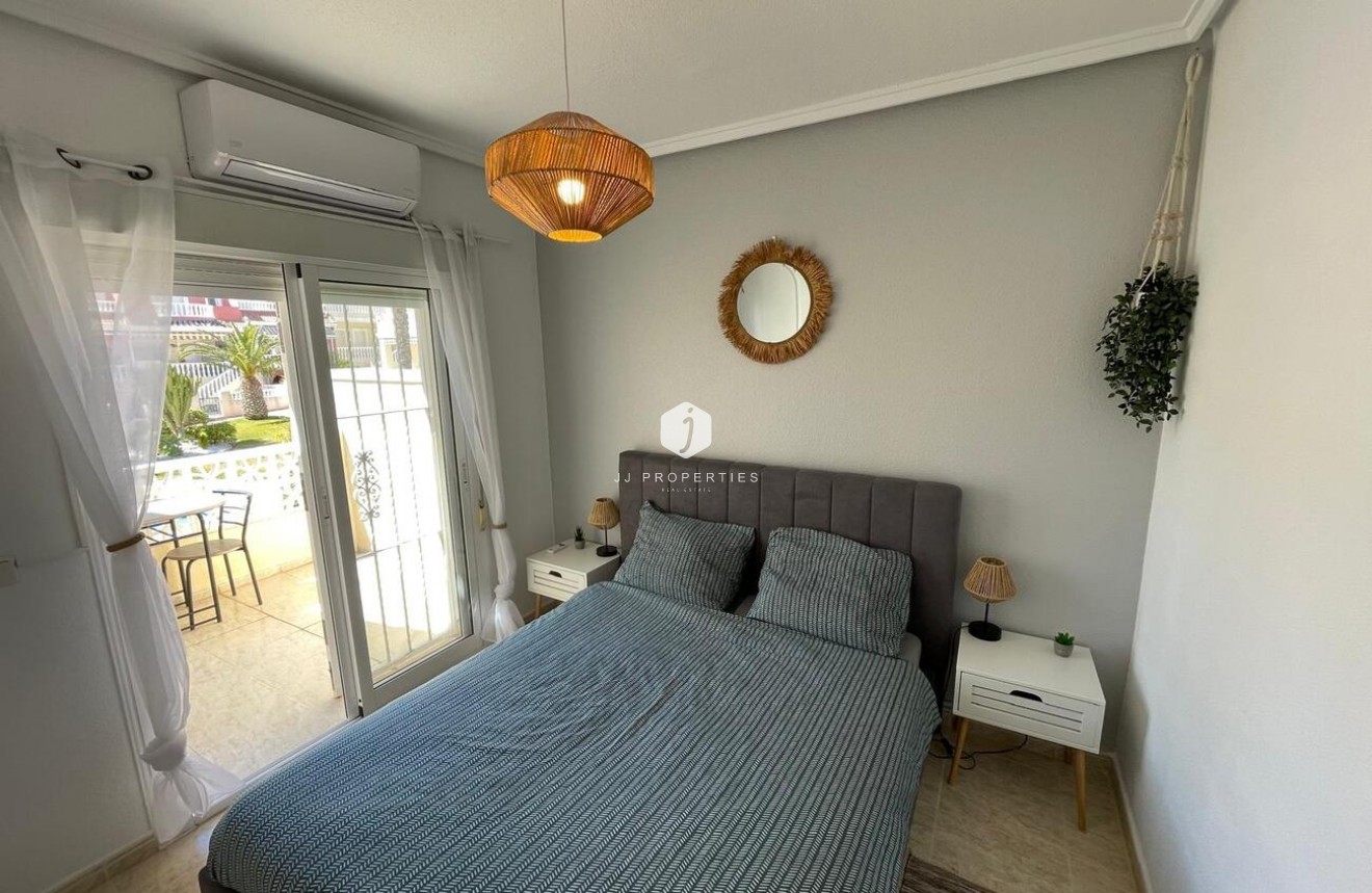 Resale - Chalet -
Ciudad Quesada - Costa Blanca