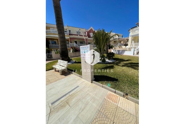 Resale - Chalet -
Ciudad Quesada - Costa Blanca