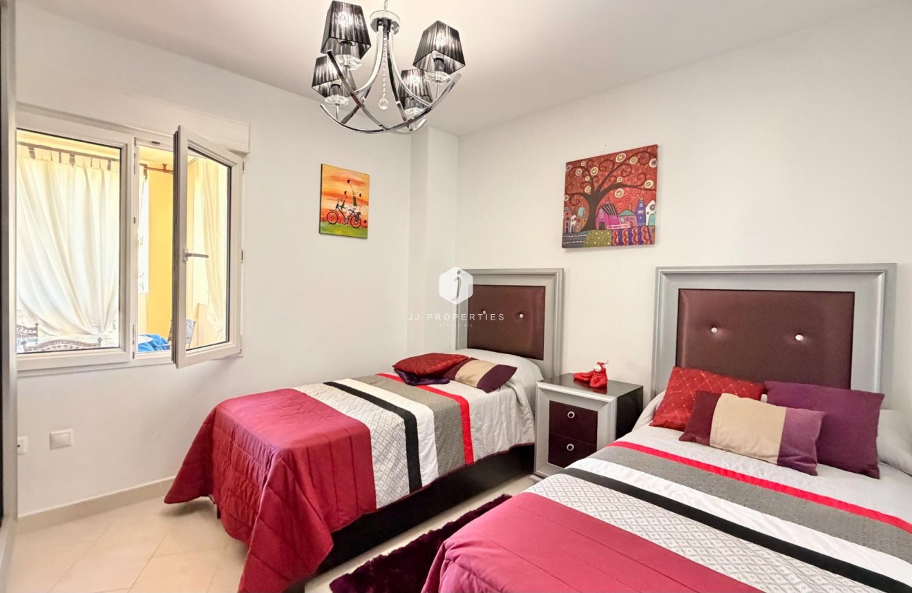 Resale - Apartment / flat -
Torrevieja - Aldea Del Mar