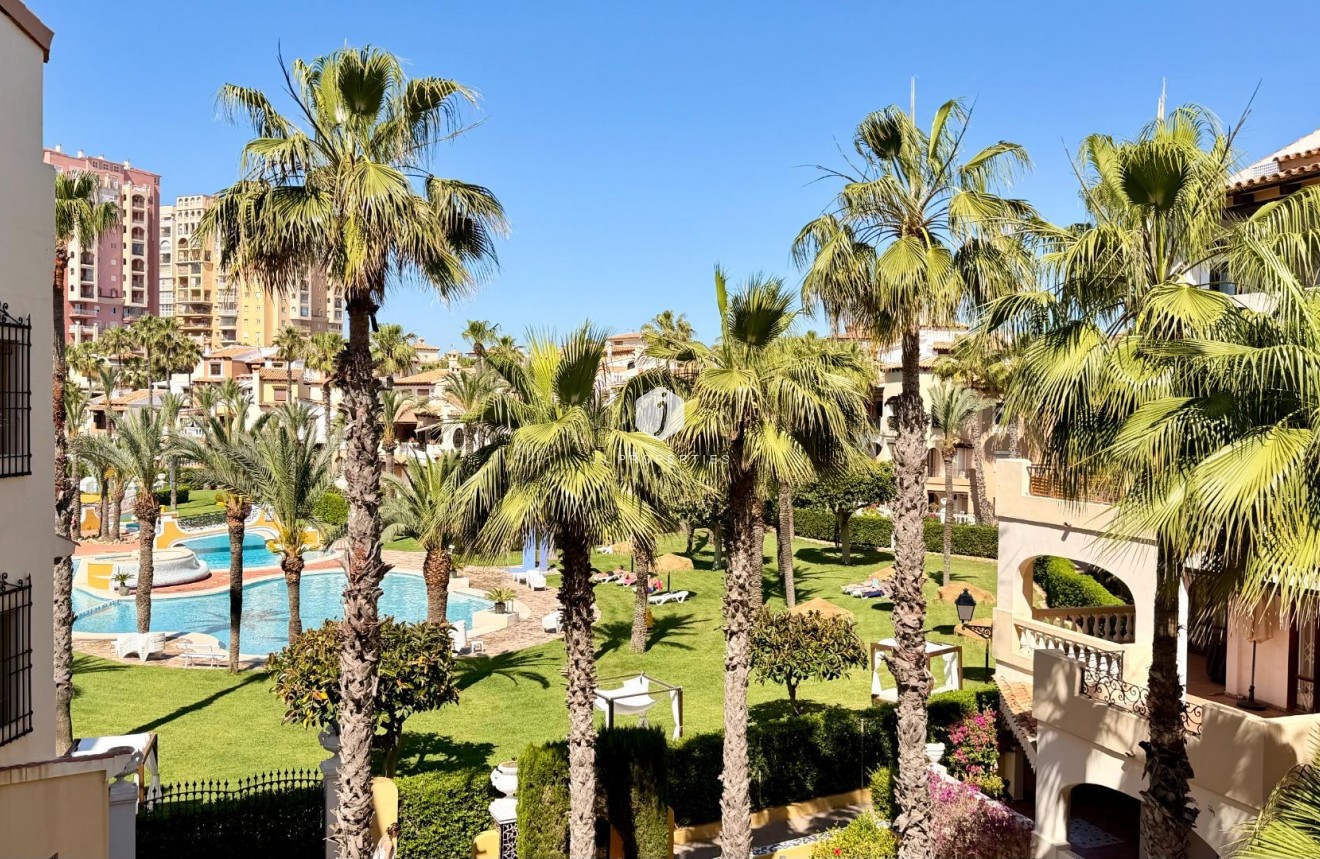 Resale - Apartment / flat -
Torrevieja - Aldea Del Mar