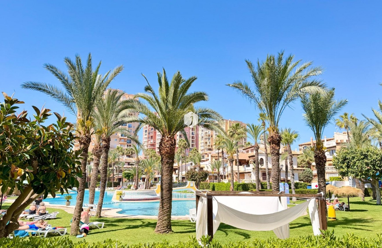 Resale - Apartment / flat -
Torrevieja - Aldea Del Mar