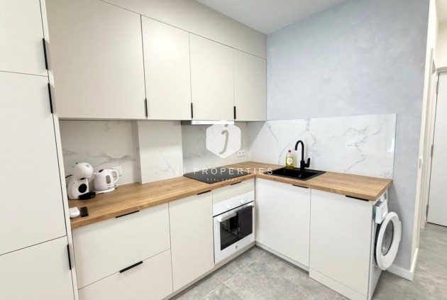 Resale - Apartment / flat -
Torrevieja - Playa del Cura