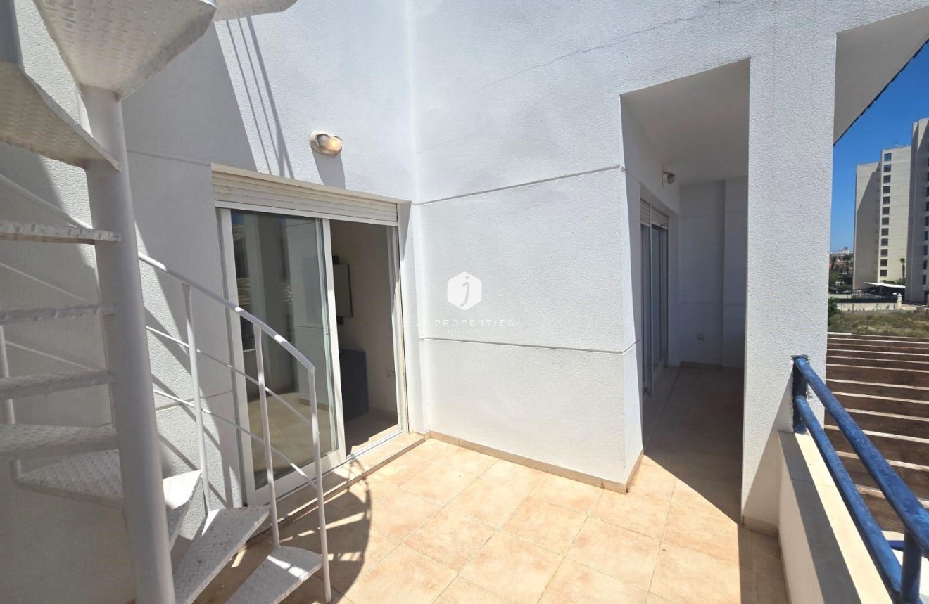 Resale - Penthouse -
Torrevieja - La veleta