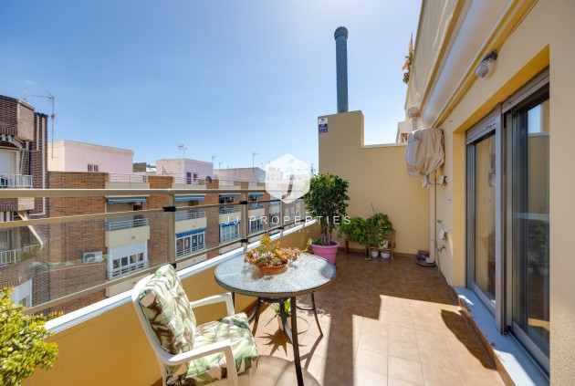 Resale - Penthouse -
Torrevieja - Centro