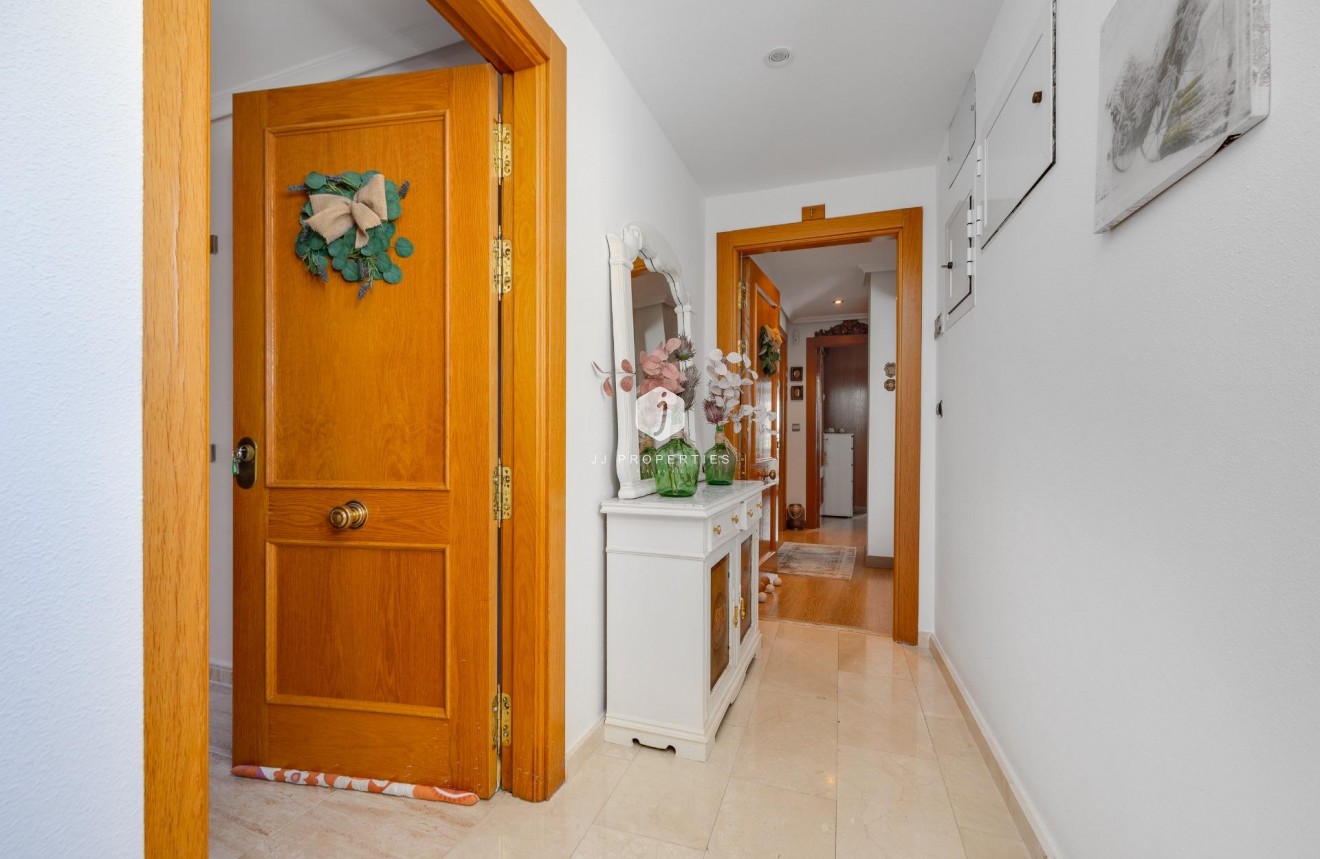 Resale - Penthouse -
Torrevieja - Centro