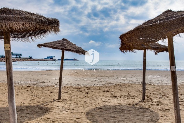 Resale - Penthouse -
Torrevieja - Centro