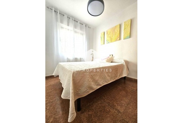 Resale - Chalet -
Orihuela Costa - Los Almendros-la Florida
