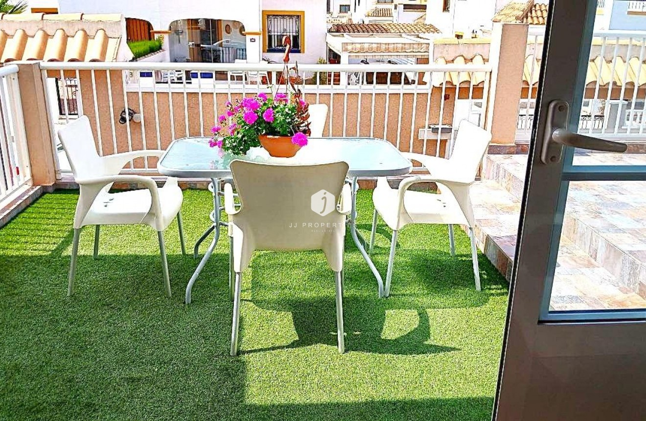 Resale - Chalet -
Orihuela Costa - Los Almendros-la Florida