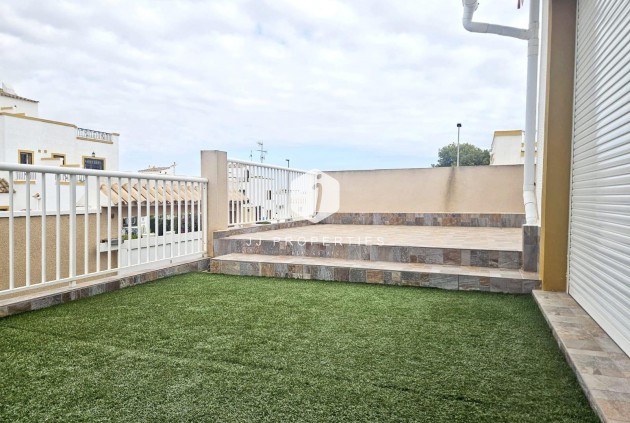 Resale - Chalet -
Orihuela Costa - Los Almendros-la Florida