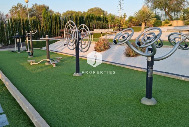 Resale - Chalet -
Orihuela Costa - Los Almendros-la Florida