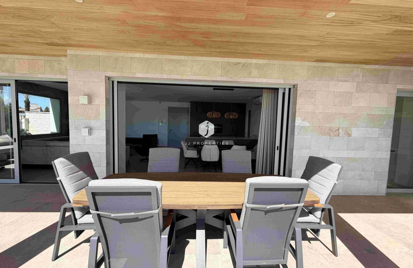 D'occasion - Villa -
Benijofar - Costa Blanca