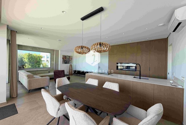 D'occasion - Villa -
Benijofar - Costa Blanca