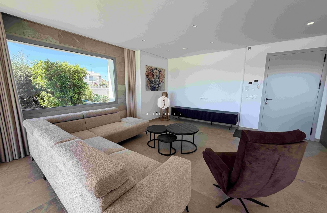 D'occasion - Villa -
Benijofar - Costa Blanca