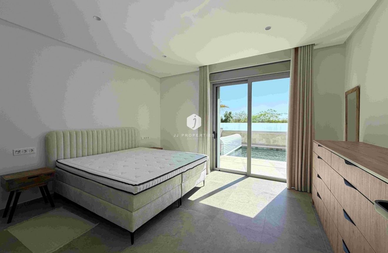 D'occasion - Villa -
Benijofar - Costa Blanca