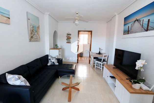 D'occasion - Attique -
Los Altos - Costa Blanca