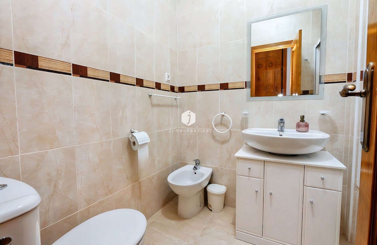 D'occasion - Attique -
Los Altos - Costa Blanca