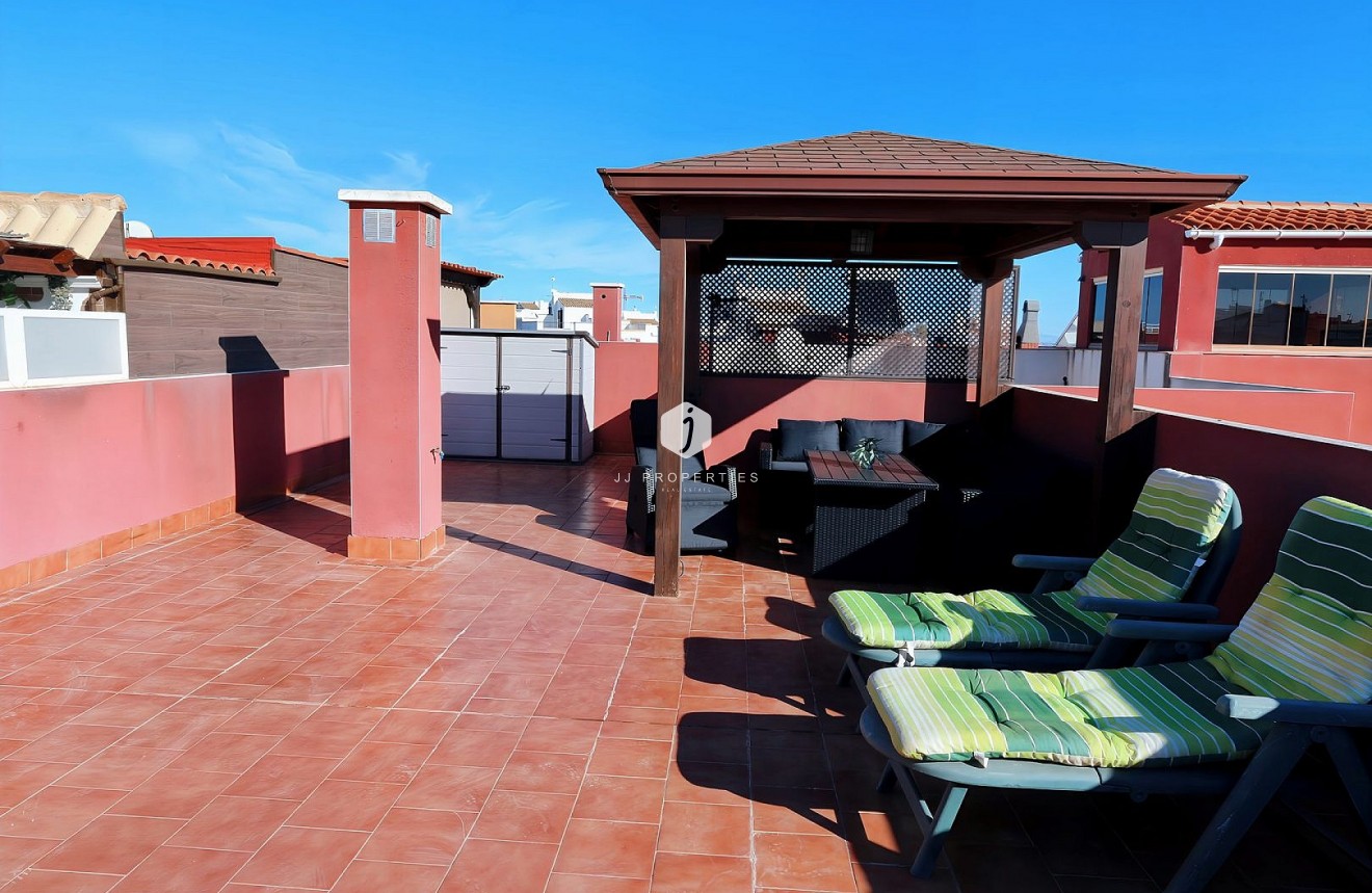 D'occasion - Attique -
Los Altos - Costa Blanca