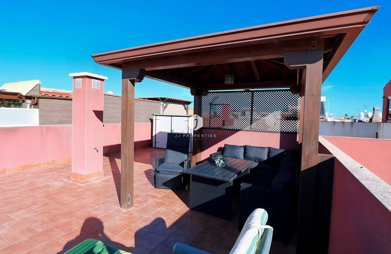 D'occasion - Attique -
Los Altos - Costa Blanca