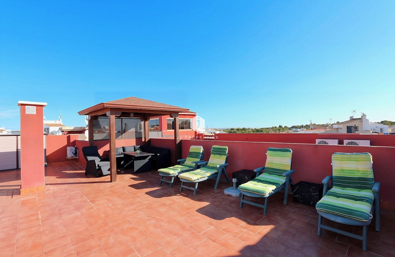 D'occasion - Attique -
Los Altos - Costa Blanca