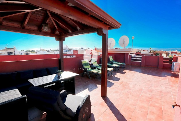 D'occasion - Attique -
Los Altos - Costa Blanca