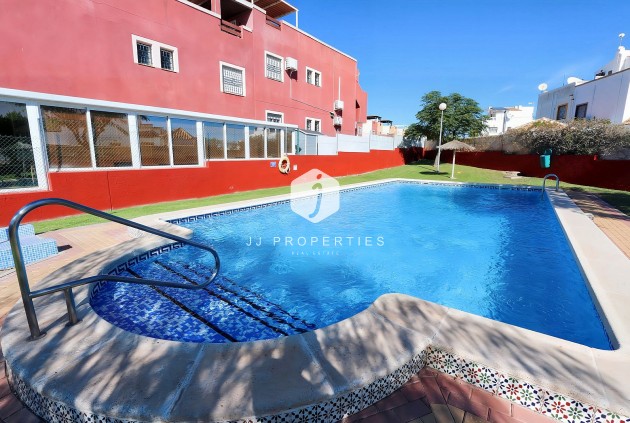 D'occasion - Attique -
Los Altos - Costa Blanca