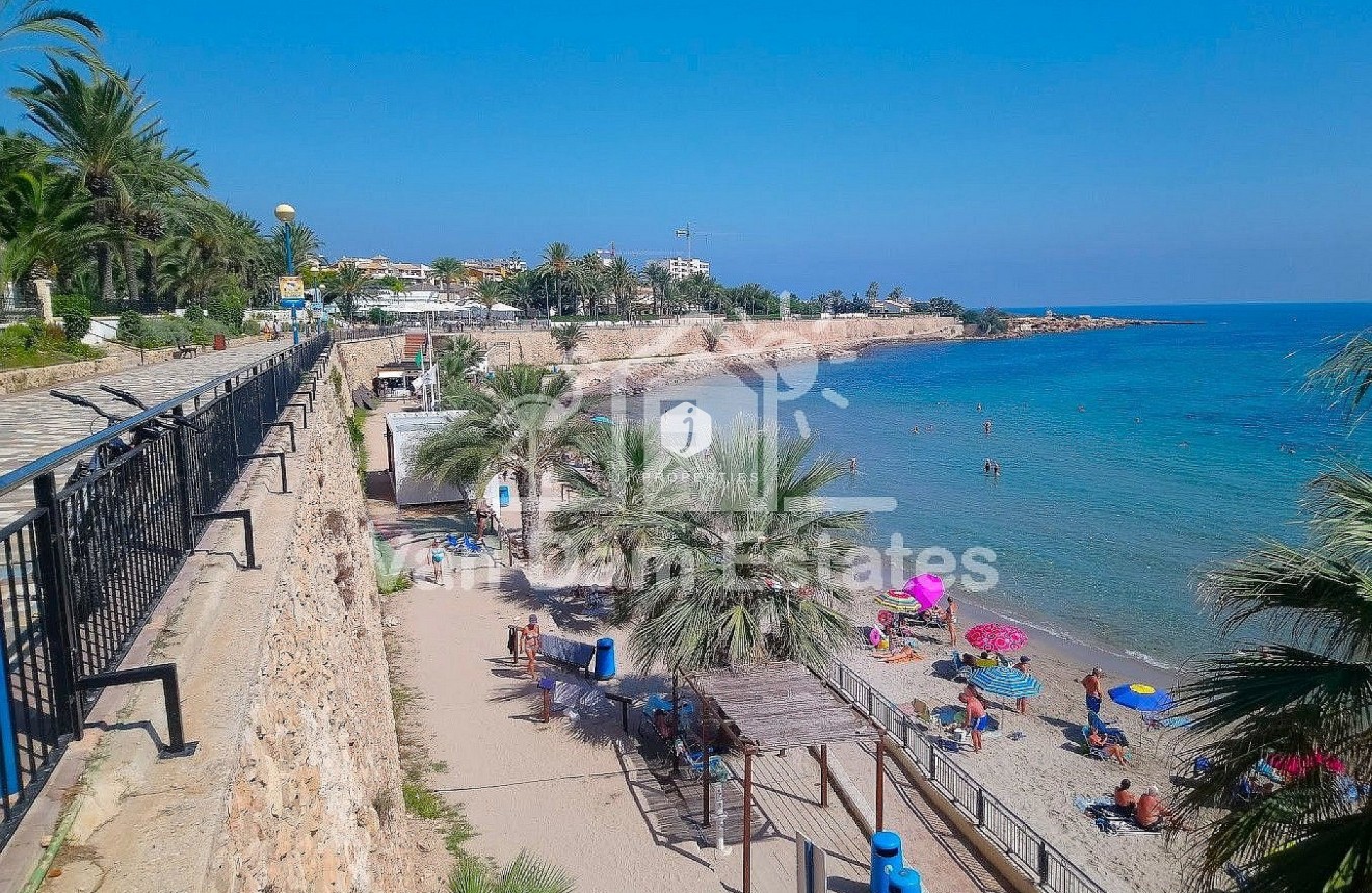 D'occasion - Attique -
Los Altos - Costa Blanca