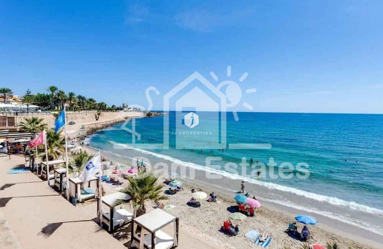 D'occasion - Attique -
Los Altos - Costa Blanca