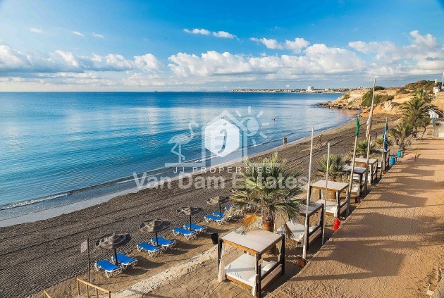 D'occasion - Attique -
Los Altos - Costa Blanca