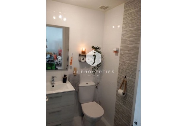 D'occasion - Appartement -
Jacarilla - Inland