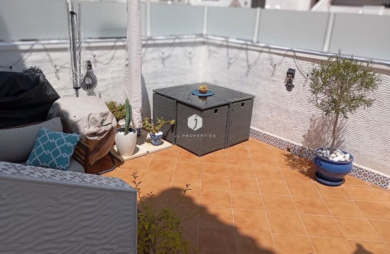 D'occasion - Appartement -
Jacarilla - Inland