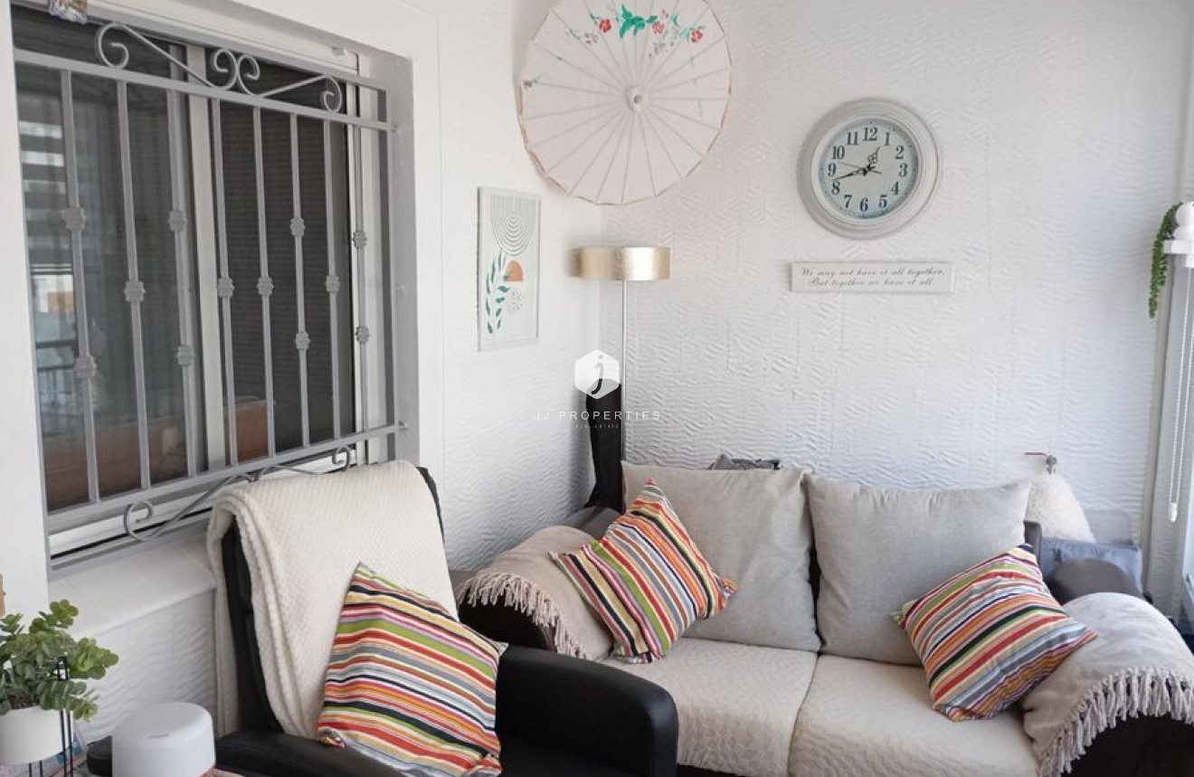 D'occasion - Appartement -
Jacarilla - Inland