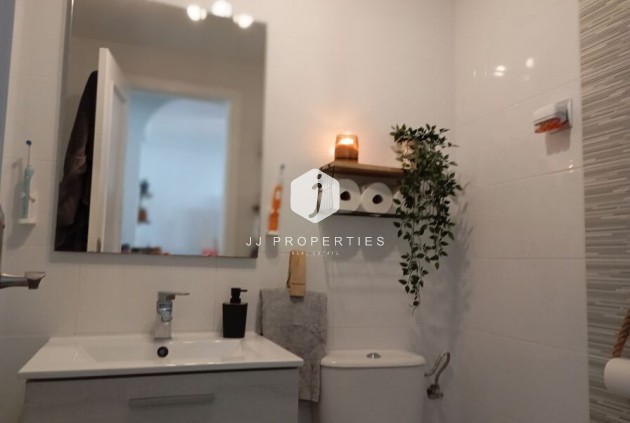D'occasion - Appartement -
Jacarilla - Inland