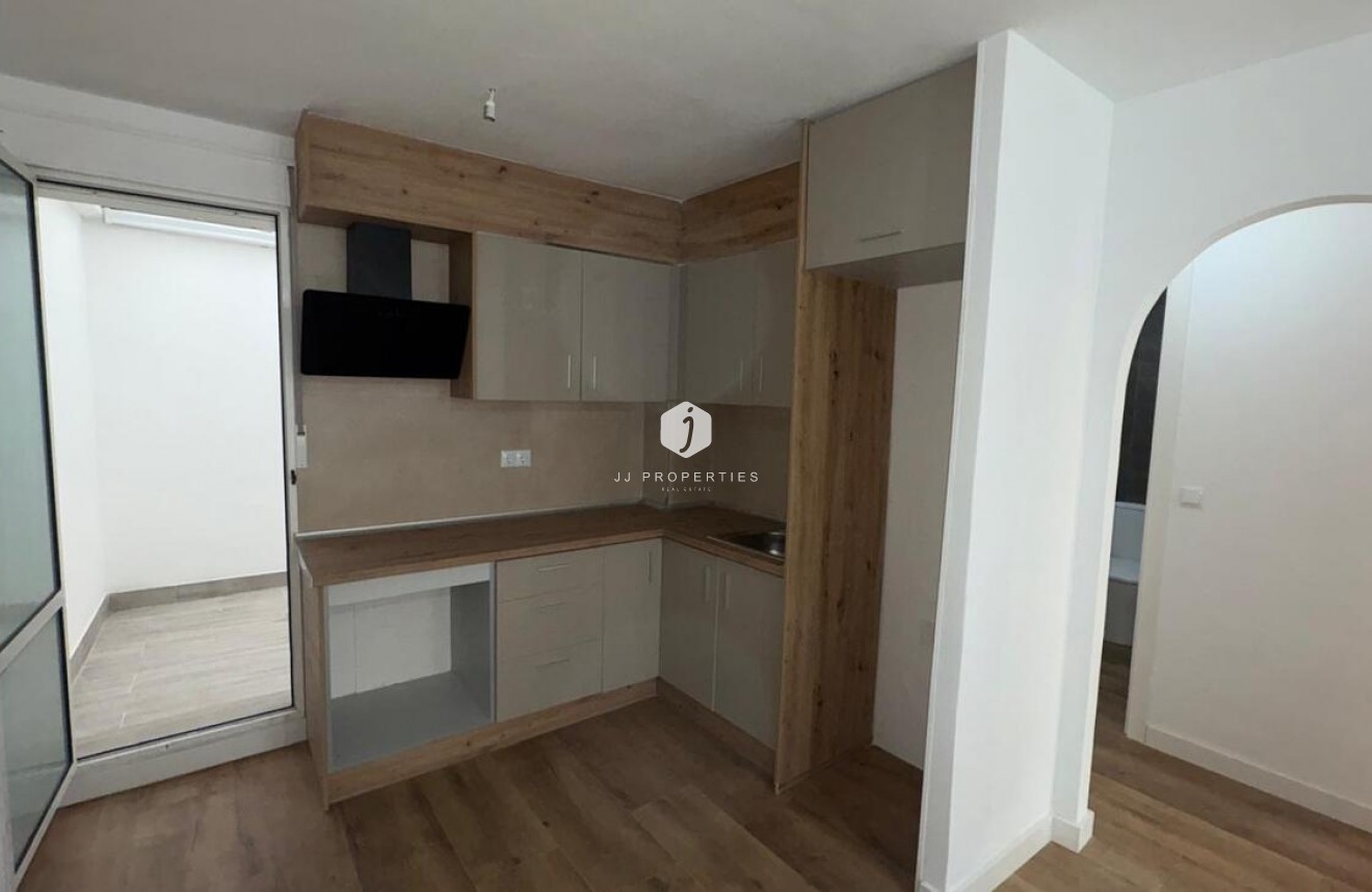 Segunda mano - Bungalow -
Torrevieja - PARQUE DE LAS NACIONES