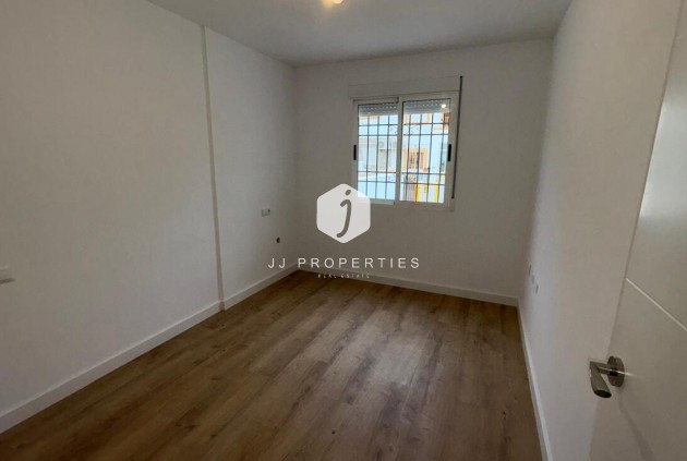 Segunda mano - Bungalow -
Torrevieja - PARQUE DE LAS NACIONES
