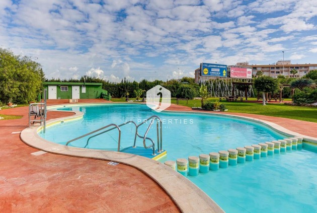 Segunda mano - Bungalow -
Torrevieja - PARQUE DE LAS NACIONES
