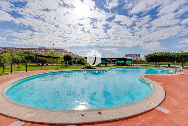 Segunda mano - Bungalow -
Torrevieja - PARQUE DE LAS NACIONES
