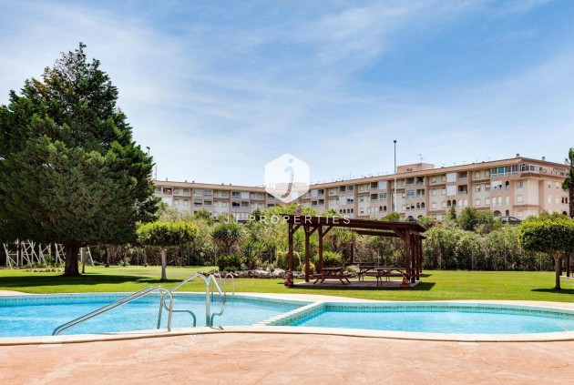 Segunda mano - Bungalow -
Torrevieja - PARQUE DE LAS NACIONES